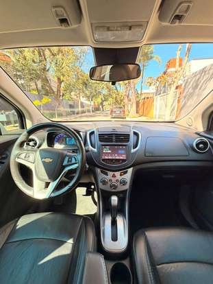 CHEVROLET-TRACKER-2015