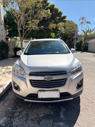 CHEVROLET-TRACKER-2015
