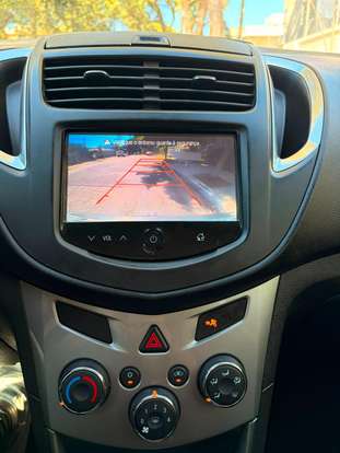 CHEVROLET-TRACKER-2015