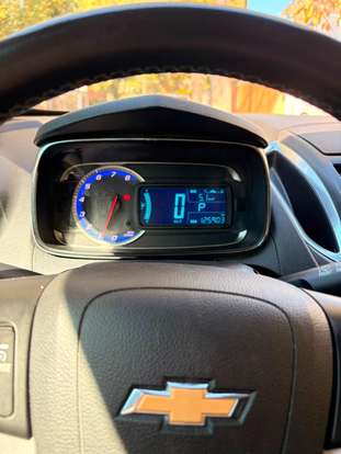 CHEVROLET-TRACKER-2015