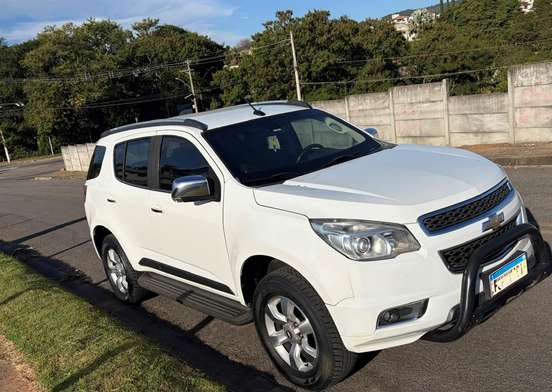 CHEVROLET-TRAILBLAZER-3.6 LTZ 4X4 V6 GASOLINA 4P AUTOMÁTICO CHEVROLET-TRAILBLAZER-2014
