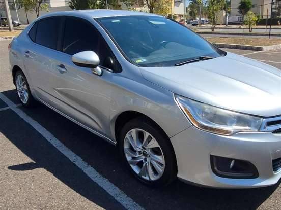CITROËN-C4 LOUNGE-2.0 MPFI TENDANCE 16V FLEX 4P AUTOMÁTICO CITROËN-C4 LOUNGE-2015