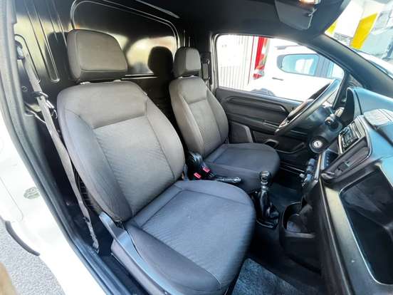 FIAT-FIORINO-2023