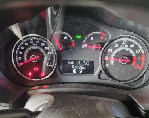 FIAT-PALIO-2016