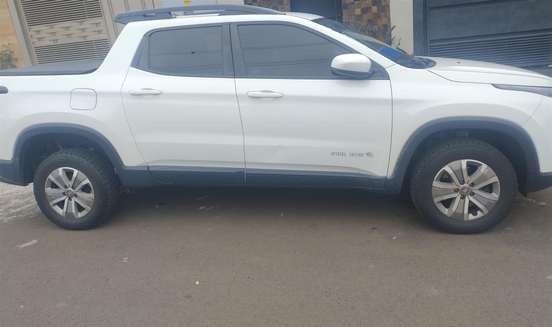 FIAT-TORO-2016