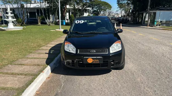 FORD FIESTA 1.6 MPI CLASS HATCH 8V FLEX 4P MANUAL FORD FIESTA 1.6 MPI CLASS HATCH 8V FLEX 4P MANUAL