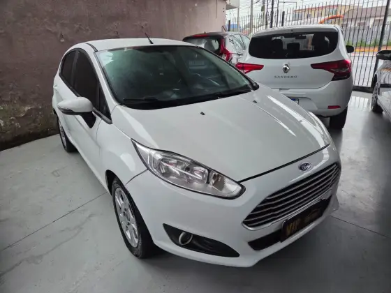 FORD FIESTA 1.6 SE HATCH 16V FLEX 4P MANUAL FORD FIESTA 1.6 SE HATCH 16V FLEX 4P MANUAL