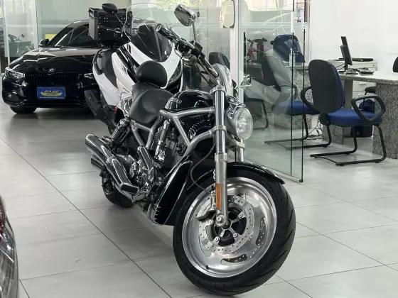 HARLEY-DAVIDSON V-ROD 