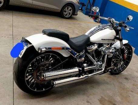HARLEY-DAVIDSON-SOFTAIL BREAKOUT-2024