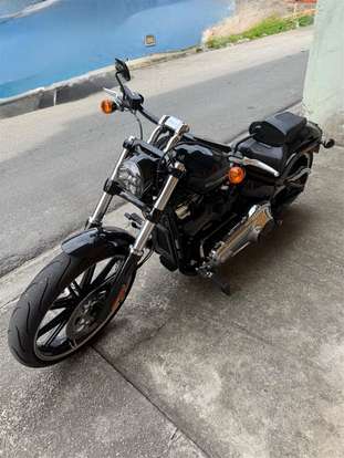 HARLEY-DAVIDSON-SOFTAIL BREAKOUT 114-2022