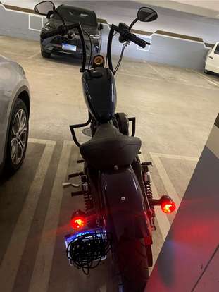 HARLEY-DAVIDSON-SPORTSTER IRON 883-2012
