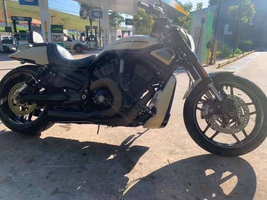 HARLEY-DAVIDSON-V-ROD MUSCLE-2014