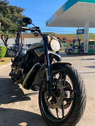 HARLEY-DAVIDSON-V-ROD MUSCLE-2014