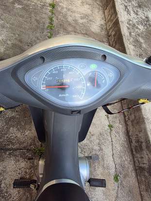 HONDA-BIZ 125 ES-2006