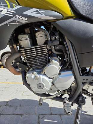 HONDA-XRE 300-2011