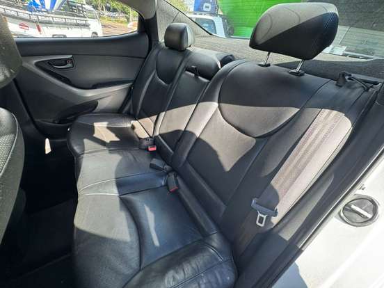 HYUNDAI-ELANTRA-2014