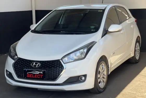 HYUNDAI HB20 1.0 COMFORT 12V FLEX 4P MANUAL HYUNDAI HB20 1.0 COMFORT 12V FLEX 4P MANUAL