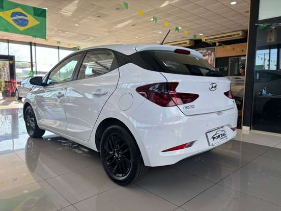 HYUNDAI-HB20S-2021