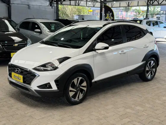 HYUNDAI HB20X 1.6 16V FLEX EVOLUTION AUTOMÁTICO HYUNDAI HB20X 1.6 16V FLEX EVOLUTION AUTOMÁTICO