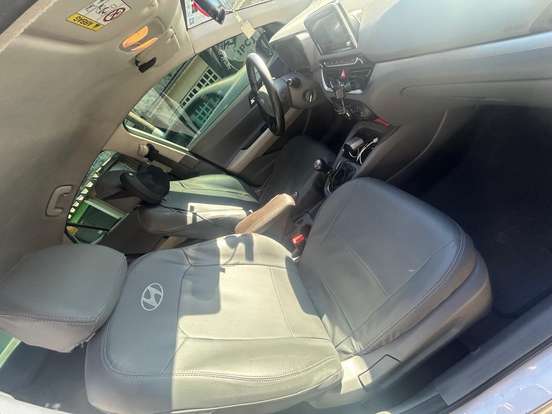HYUNDAI-HB20S-2021