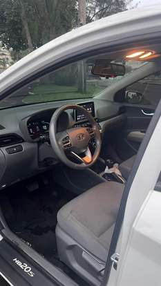 HYUNDAI-HB20S-2023
