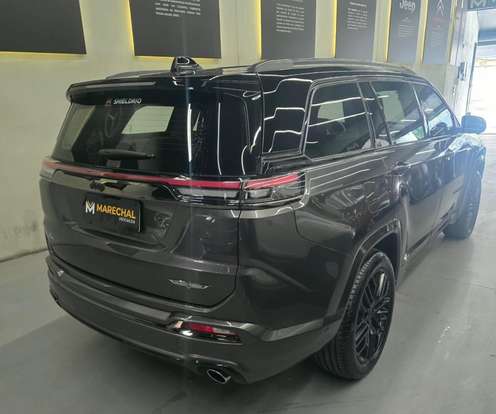 JEEP-COMMANDER-2025
