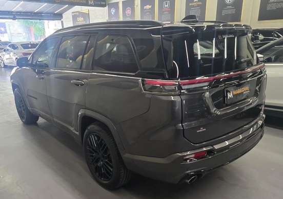 JEEP-COMMANDER-2.0 HURRICANE 4 TURBO GASOLINA BLACKHAWK AT9 JEEP-COMMANDER-2025