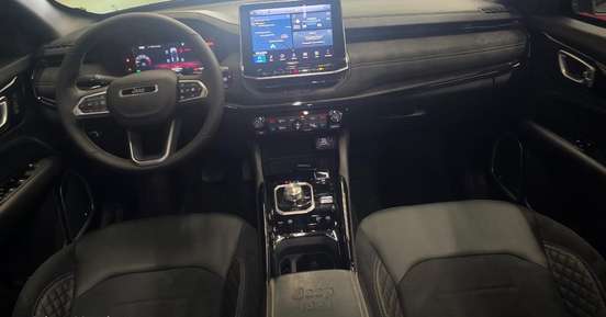JEEP-COMMANDER-2025