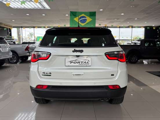 JEEP-COMPASS-2.0 16V DIESEL S 4X4 AUTOMÁTICO JEEP-COMPASS-2020