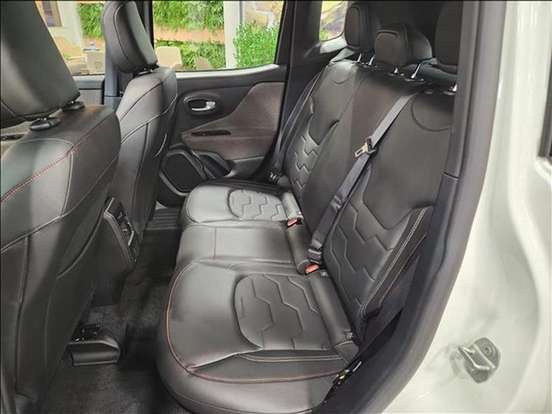 JEEP-RENEGADE-2026