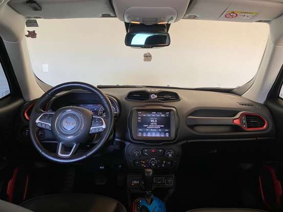 JEEP-RENEGADE-2.0 16V TURBO DIESEL TRAILHAWK 4P 4X4 AUTOMÁTICO JEEP-RENEGADE-2019