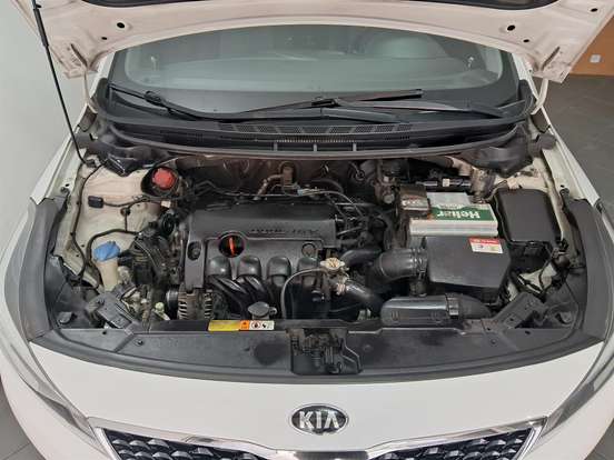 KIA-CERATO-1.6 SX 16V FLEX 4P AUTOMÁTICO KIA-CERATO-2016