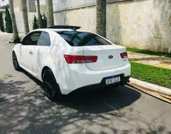 KIA CERATO 2.0 KOUP 16V GASOLINA 2P AUTOMÁTICO KIA CERATO 2.0 KOUP 16V GASOLINA 2P AUTOMÁTICO