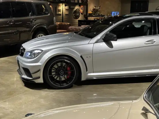 MERCEDES-BENZ-C 63 AMG-6.3 COUPÉ V8 GASOLINA 2P AUTOMATICO MERCEDES-BENZ-C 63 AMG-2013
