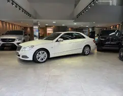 MERCEDES-BENZ E 250 1.8 AVANTGARDE SPORT 16V GASOLINA 4P AUTOMÁTICO MERCEDES-BENZ E 250 1.8 AVANTGARDE SPORT 16V GASOLINA 4P AUTOMÁTICO