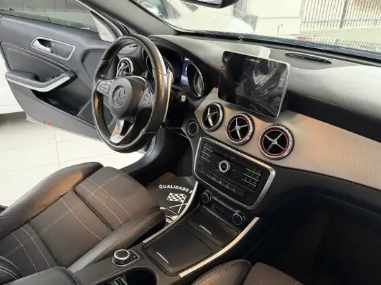 MERCEDES-BENZ-GLA 200-1.6 CGI ADVANCE 16V TURBO FLEX 4P AUTOMÁTICO MERCEDES-BENZ-GLA 200-2016