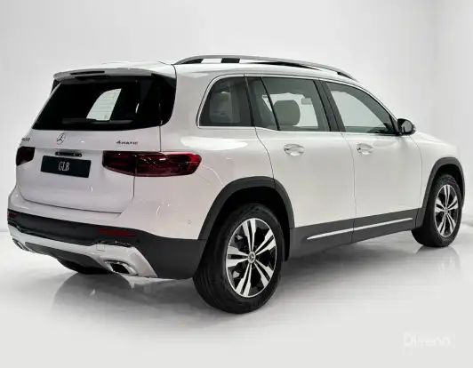 MERCEDES-BENZ-GLB 220-2025