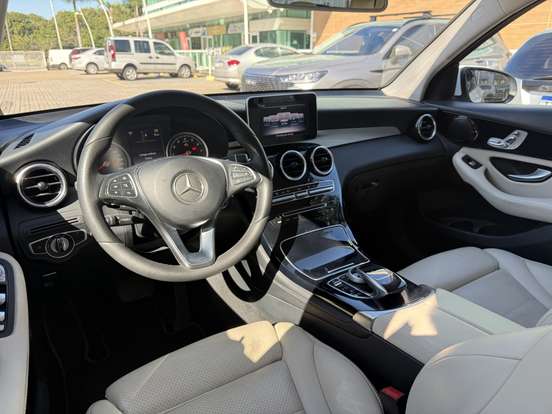 MERCEDES-BENZ-GLC 250-2017