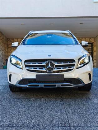 MERCEDES-BENZ GLA 200 1.6 CGI FLEX ADVANCE 7G-DCT