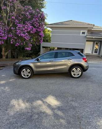 MERCEDES-BENZ-GLA 200-1.6 CGI FLEX STYLE 7G-DCT MERCEDES-BENZ-GLA 200-2017