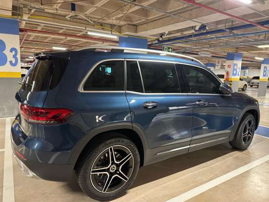MERCEDES-BENZ-GLB 200-2022