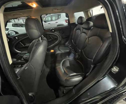 MINI-COOPER-2010