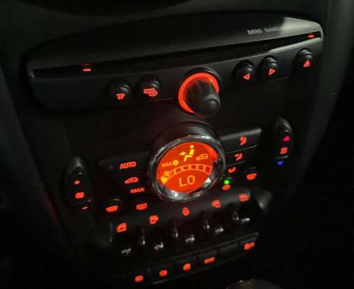 MINI-COOPER-2010