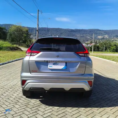 MITSUBISHI-ECLIPSE CROSS-2023