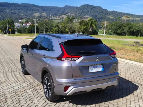 MITSUBISHI-ECLIPSE CROSS-1.5 MIVEC TURBO GASOLINA HPE CVT MITSUBISHI-ECLIPSE CROSS-2023