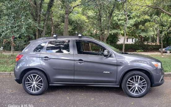 MITSUBISHI-ASX-2017
