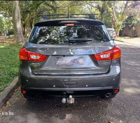 MITSUBISHI-ASX-2017