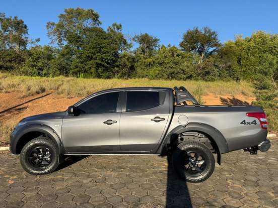 MITSUBISHI-L200 TRITON-2019