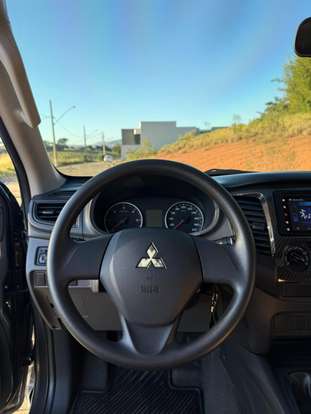 MITSUBISHI-L200 TRITON-2019