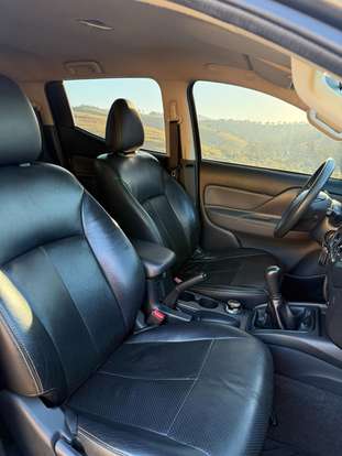 MITSUBISHI-L200 TRITON-2019